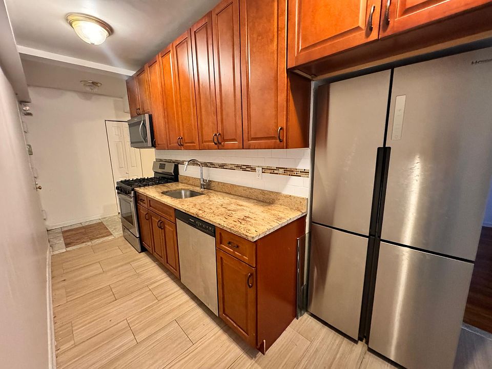 1st image of 306 E 38th St #6M