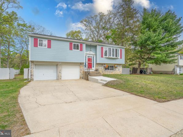 7 Briarcliff Rd, Atco, NJ 08004