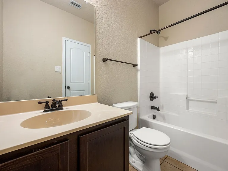 293 Rosalie Dr — Photo 10