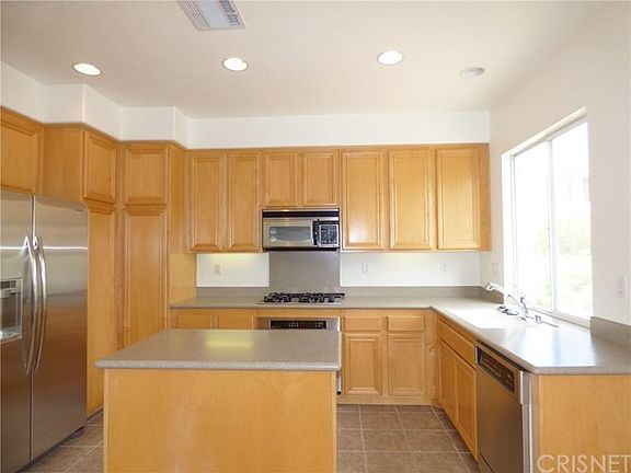 2nd image of 1858 Torrance Blvd