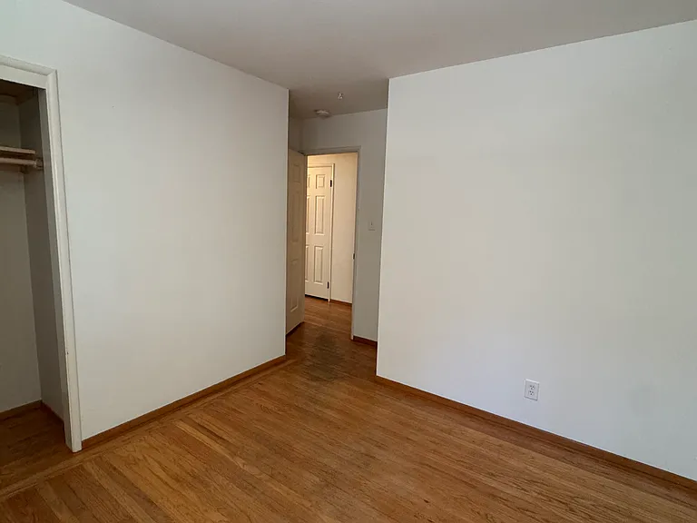 227 Ramona Rd — Photo 31