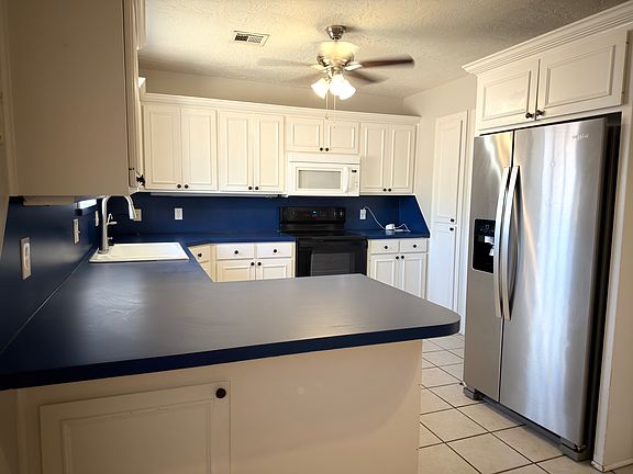 2nd image of 1813 NW 76th St