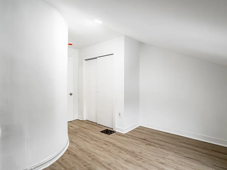 150 Mount Holly Ave — Photo 10
