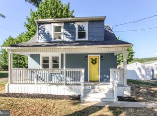 7633 Mentzer Gap Rd, Waynesboro, PA 17268