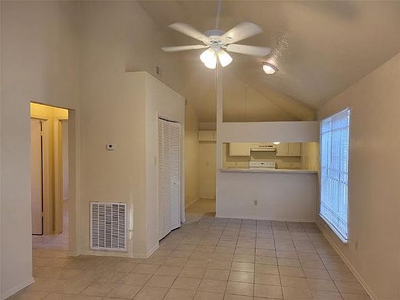 5th image of 15135 Kennedy Oaks St