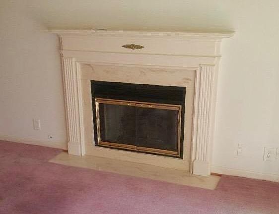4th image of 706 Donard Park Ave
