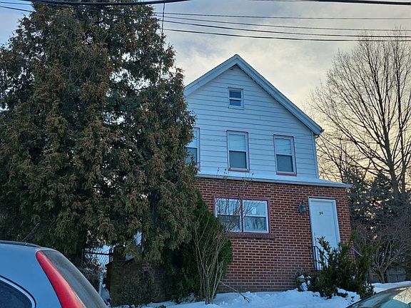 3rd image of 96 Slocum Ave