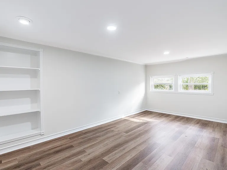 1537 Brennen Rd — Photo 21