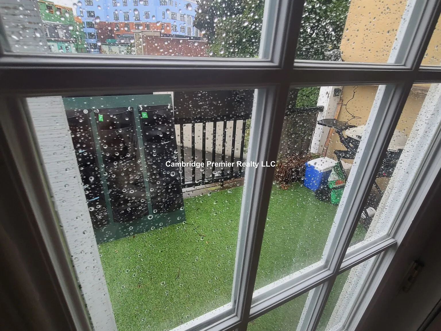 2 bed, 700 sqft, $3,000 — Photo 2
