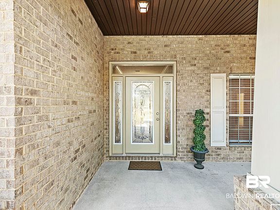 2nd image of 23503 Dundee Cir