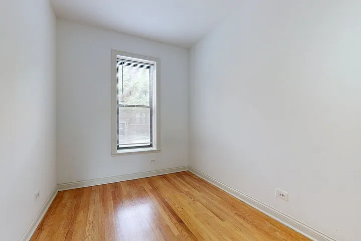 5400-5406 S. Maryland Avenue — Photo 9