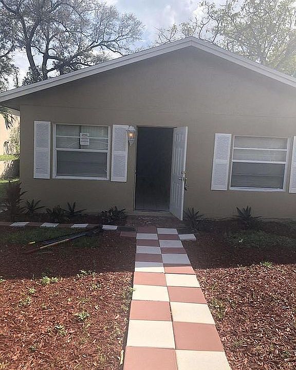 1st image of 1412 SW 33rd Ct