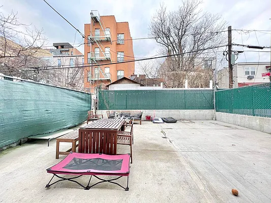 Rented by Doorway NYC, LLC | media 18