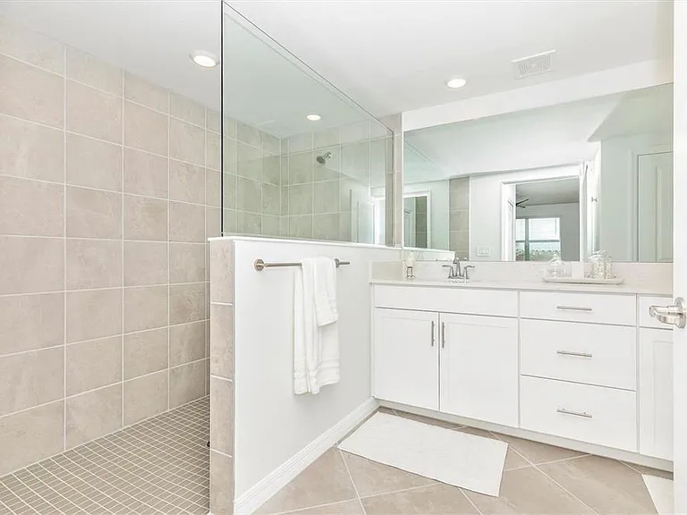 12685 Radiance Ct #102 — Photo 22