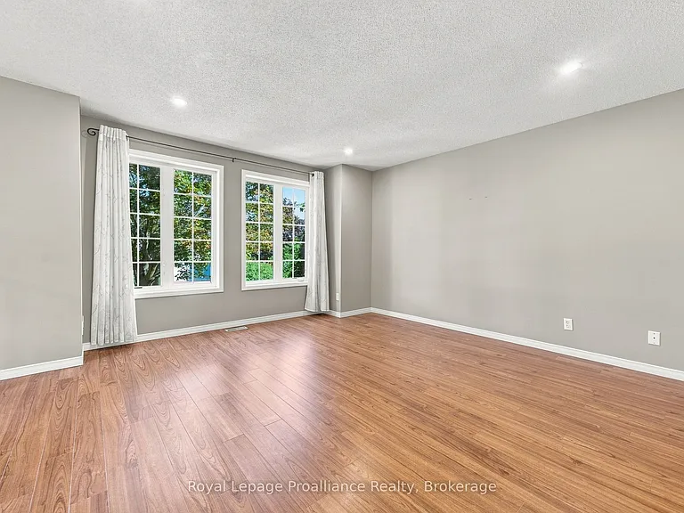 72 Liddle Ln — Photo 8