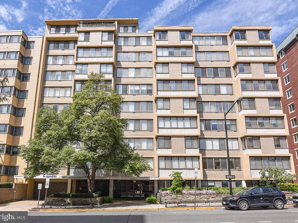 1st image of 522 21st St NW APT 409