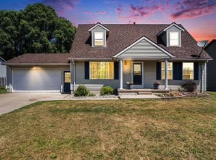 11764 Deerfield Dr, Ravenna, MI 49451