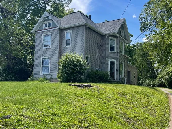 185 N Xenia Dr, Enon, OH 45323