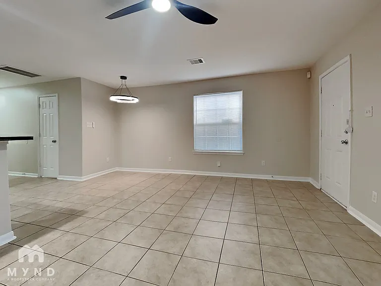 6128 Sidney St #B — Photo 6