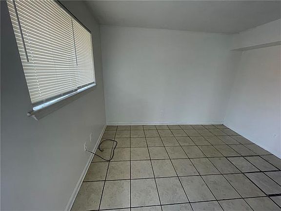 5th image of 800 W Genie St APT 3