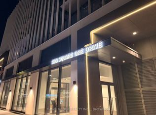 395 NW Square One Dr #1805, Mississauga, ON L5B 0E2