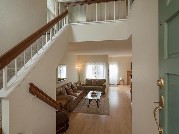 5th image of 4810 Elderberry Ave