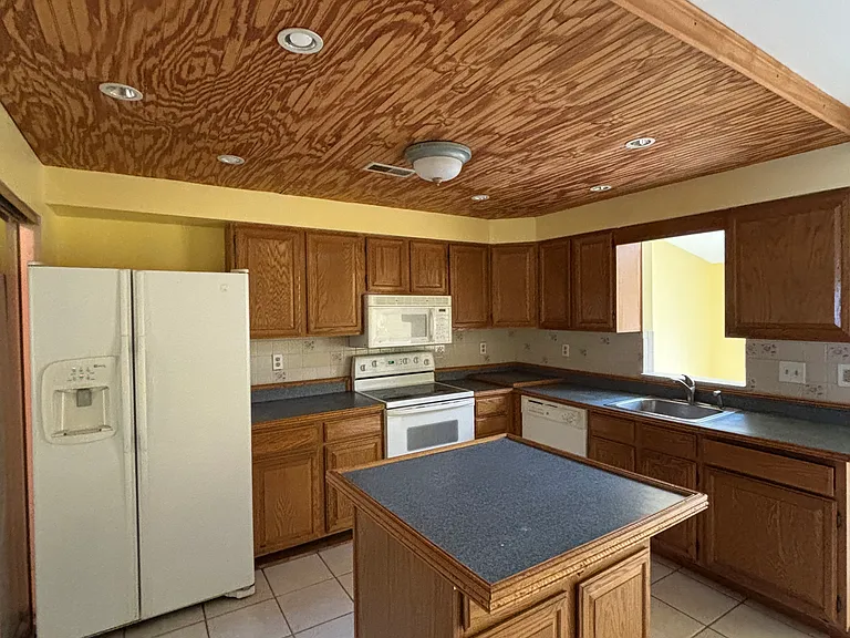 5120 Radnor Ct — Photo 6