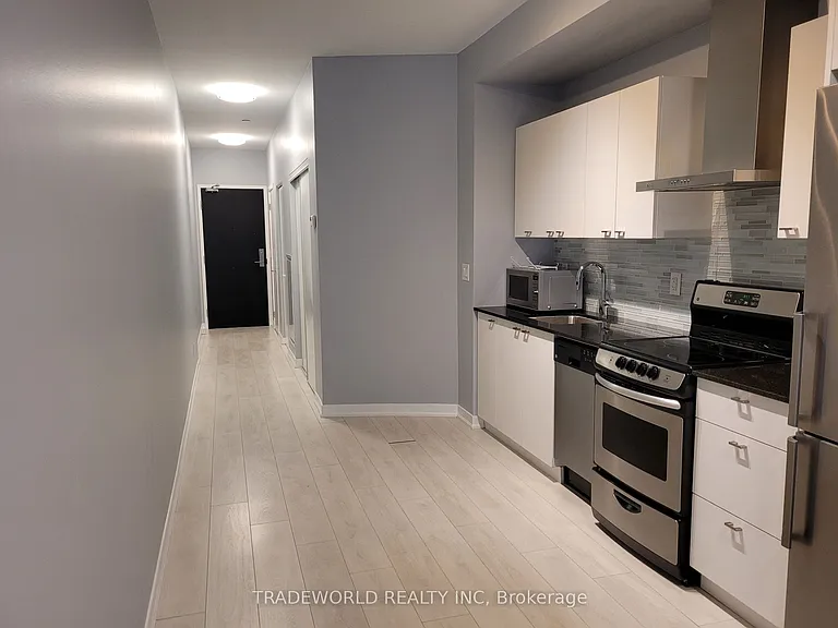 51 E Liberty St #406 — Photo 5