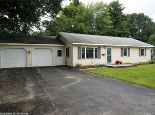 26 Bonython Ave, Saco, ME 04072