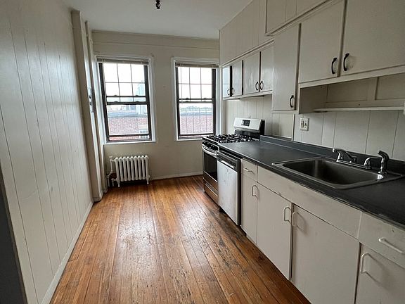 2nd image of 2003 Commonwealth Ave APT 20