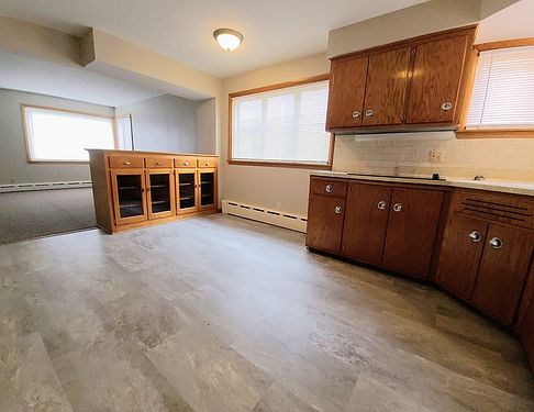 4th image of 9853 W Lisbon Ave APT 1