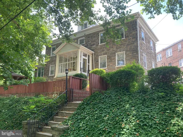1002 W Cobbs Creek Pkwy, Yeadon, PA 19050