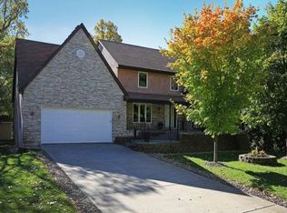 2922 93rd Ave NE, Blaine, MN 55449