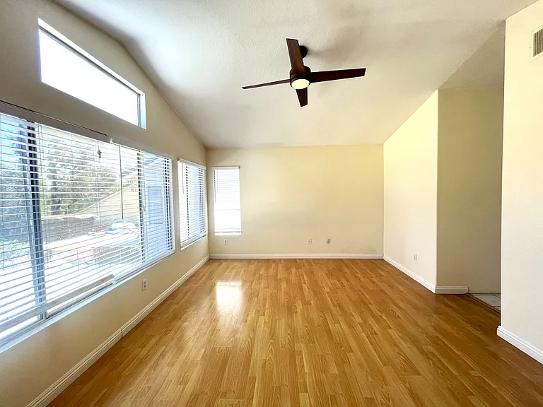 635 Shenandoah Rd — Photo 23