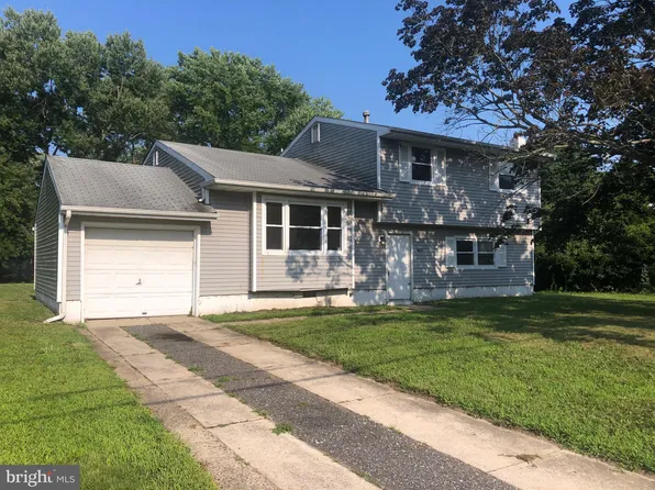 5691 High Ridge Rd, Millville, NJ 08332