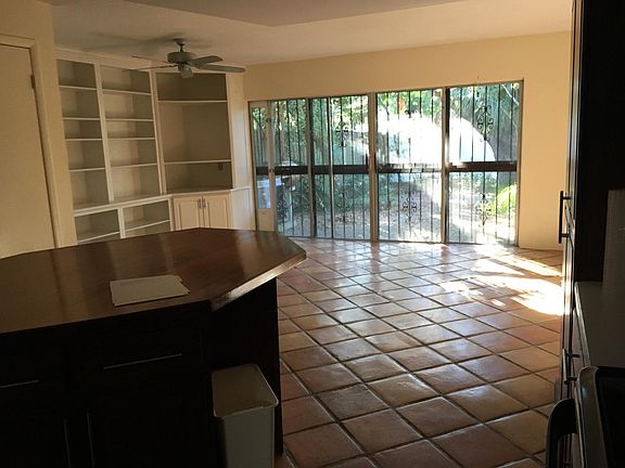 4th image of 105 S Lauber Way