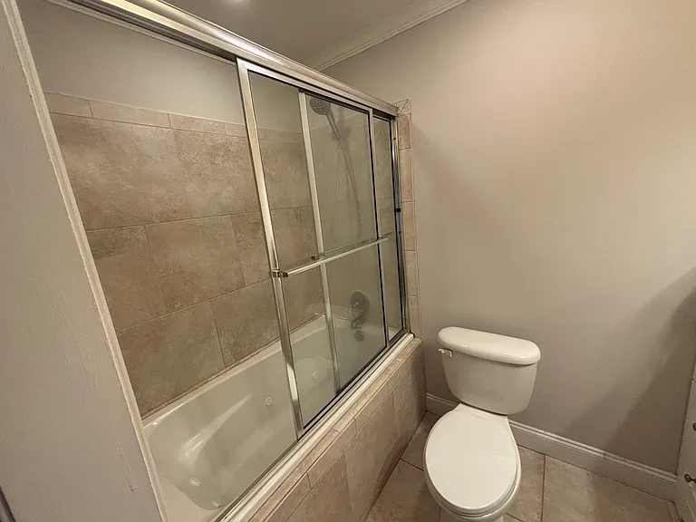 3913 Overbrook Dr #2D — Photo 10