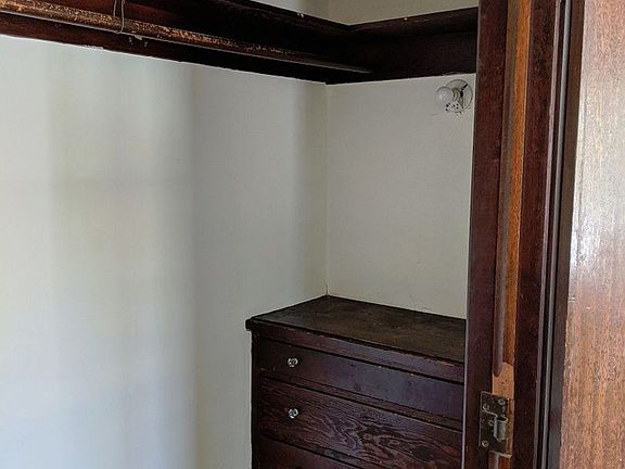 4th image of 2511 Hearst Ave #214