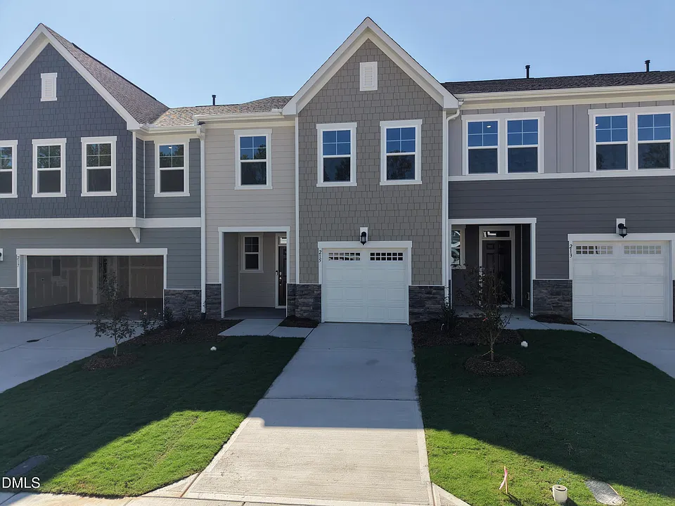 215 Deercroft Dr