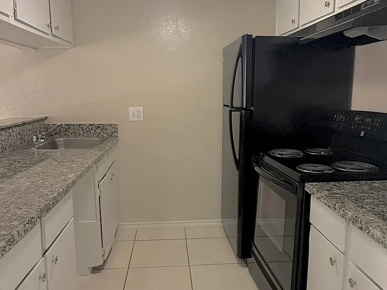 Southern Oaks Apartments — Photo 29