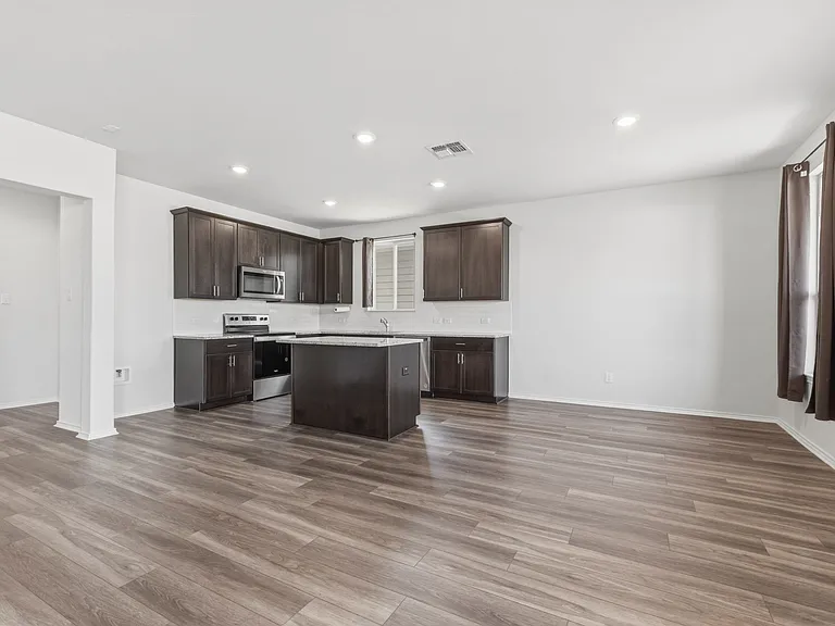 201 Katie Elder Dr — Photo 8