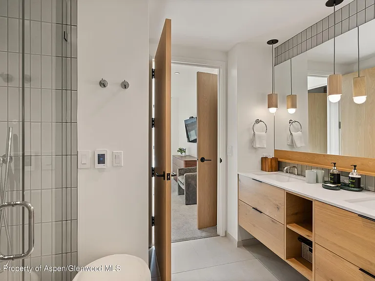 119 Wood Rd #305 — Photo 15