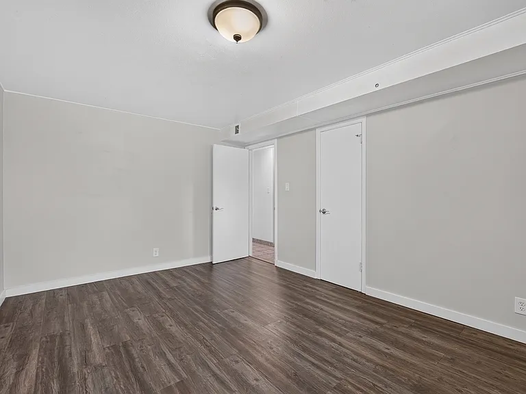 11509 Ogden St — Photo 24