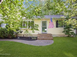 134 Pine St, Patchogue, NY 11772