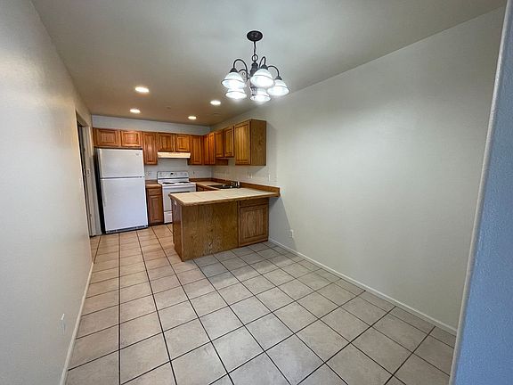 4th image of 3030 W Goedeck Ave #10