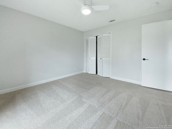 5th image of 4614 BARHILL ST