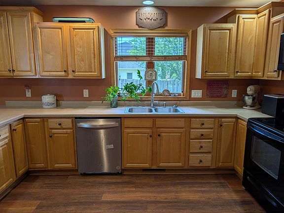 4th image of 1891 Indian Springs Ct