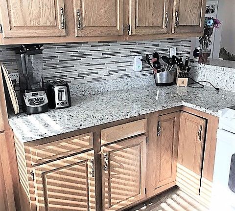 5th image of 2549 E Blaine Ave #B