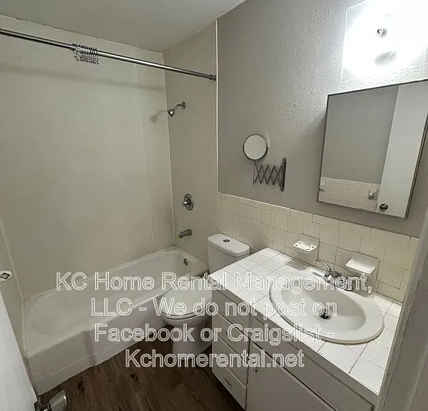 13428 Spring St #2 — Photo 18