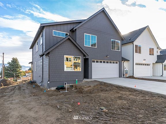 Photo may be from another Acme Homes community and may depict  enhancements and features that are not available on all floor plans.